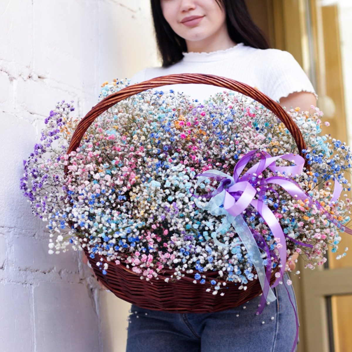 korzina s gipsofiloj 1